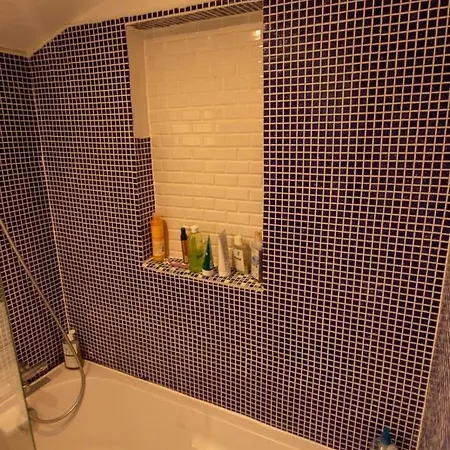 Nice Apartment In Paris Appartamento